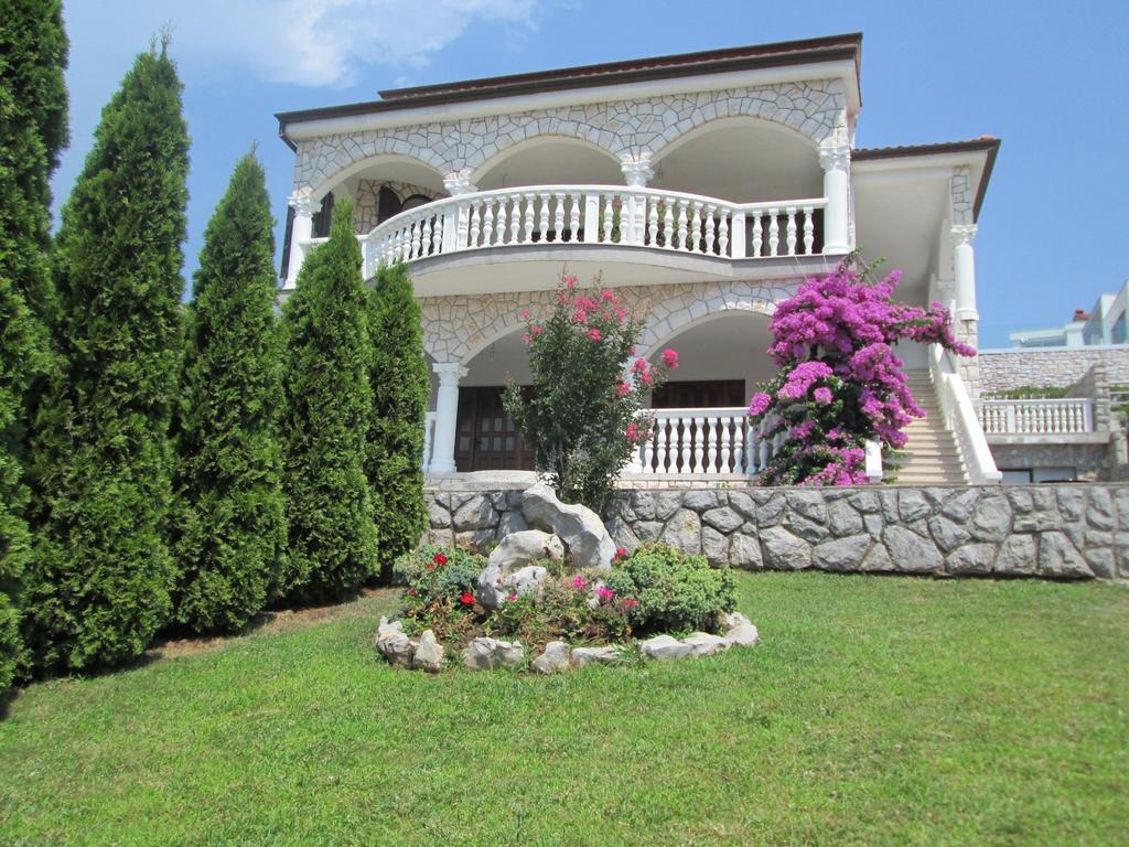 Apartments Villa Sandra Opatija Exteriör bild